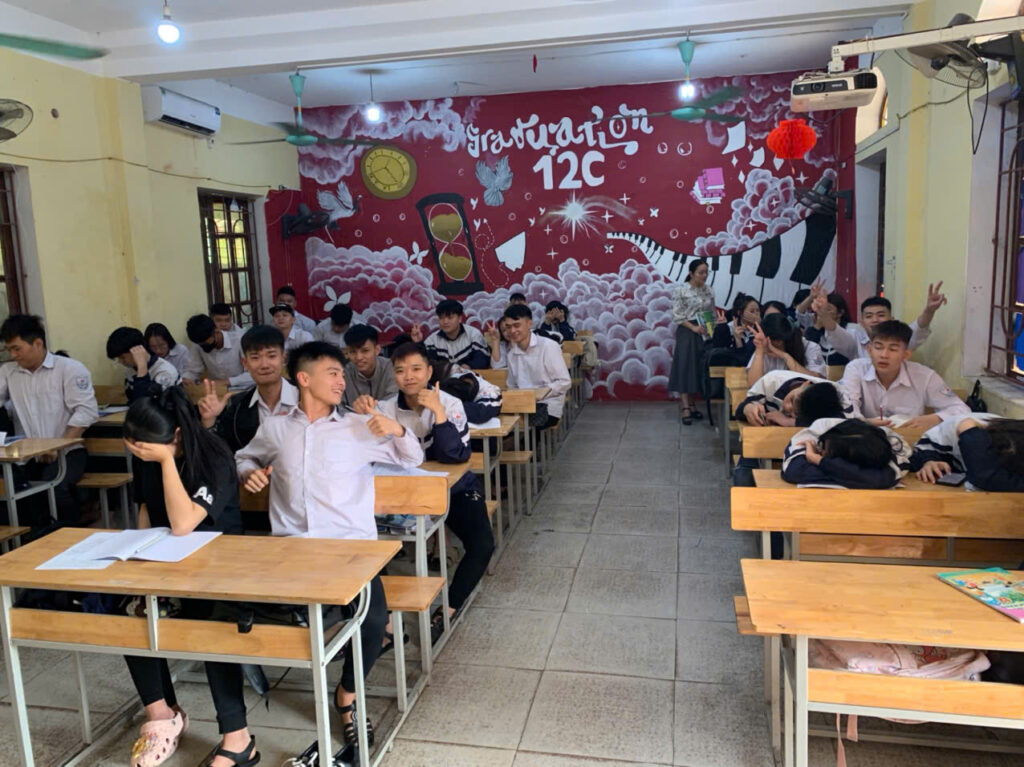 Tư vấn học nghề trực tiếp tại lớp học các trường THPT trên địa bàn Hải Dương