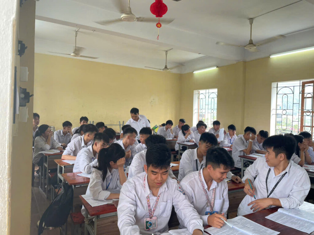 Tư vấn học nghề trực tiếp tại lớp học các trường THPT trên địa bàn Hải Dương