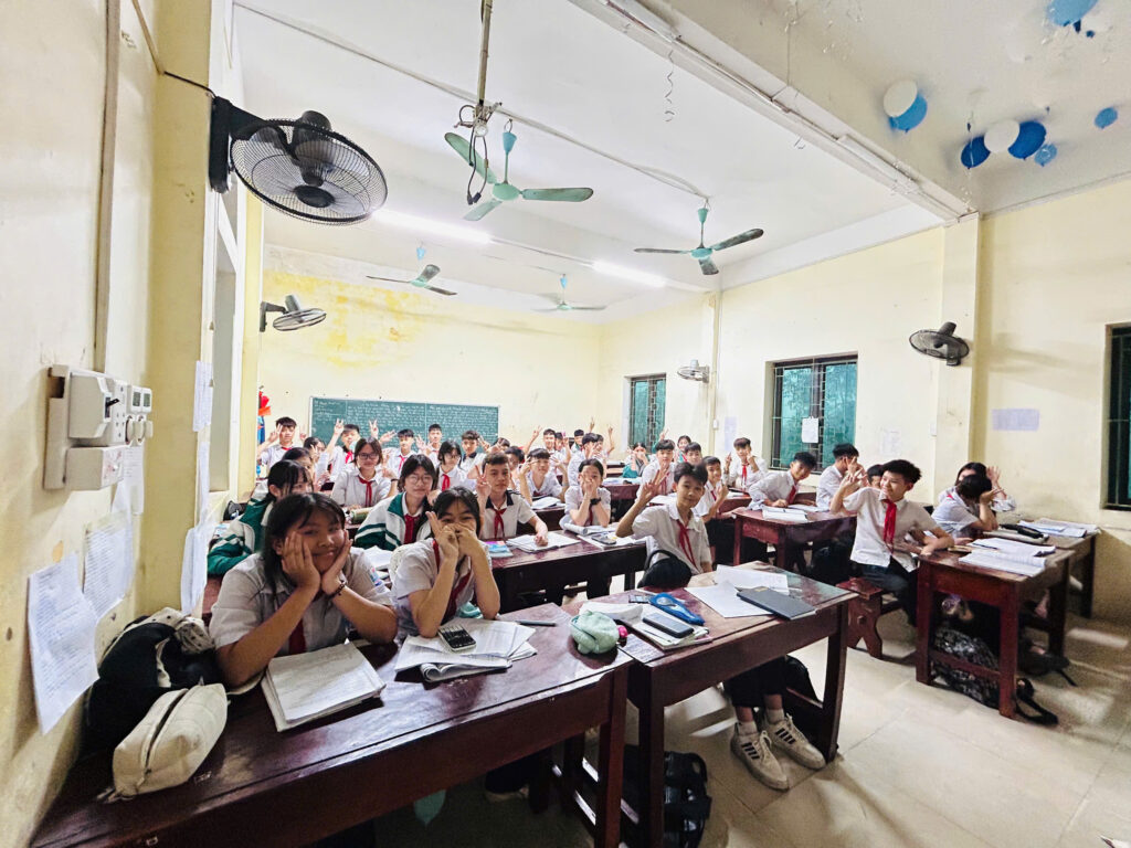 Tư vấn tuyển sinh hệ 9+ tại các trường THCS trên địa bàn Hải Dương, Hải Phòng